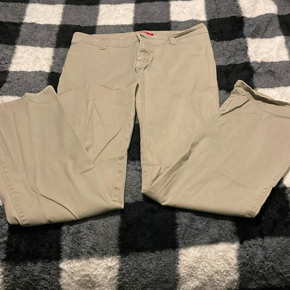 Dickies size 7 bootcut pants